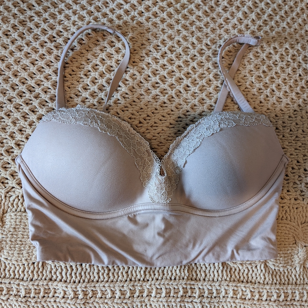 Victoria's Secret Padded No Wire Beige Bra 32C